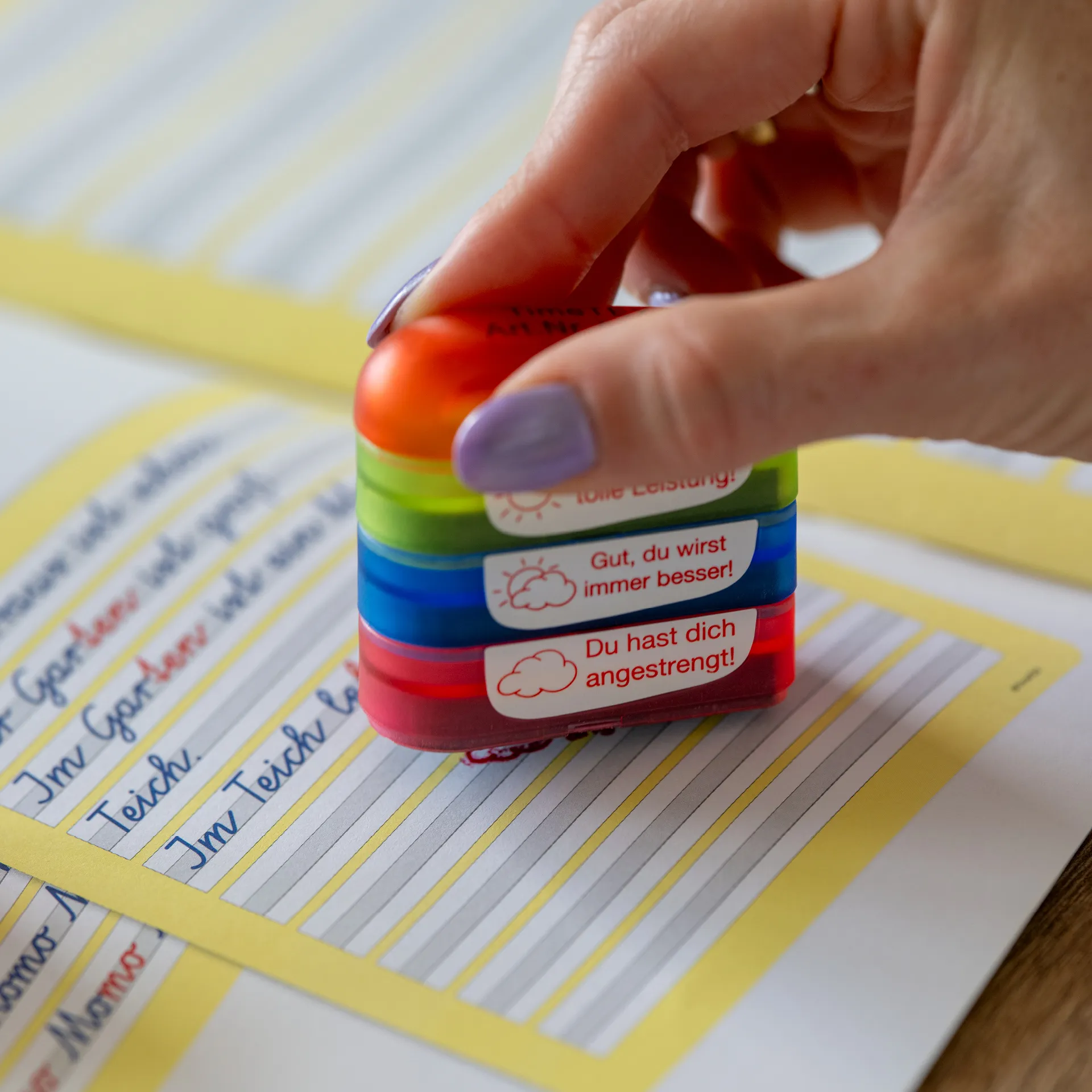 Stempel-Türmchen, Sonne und Wolken