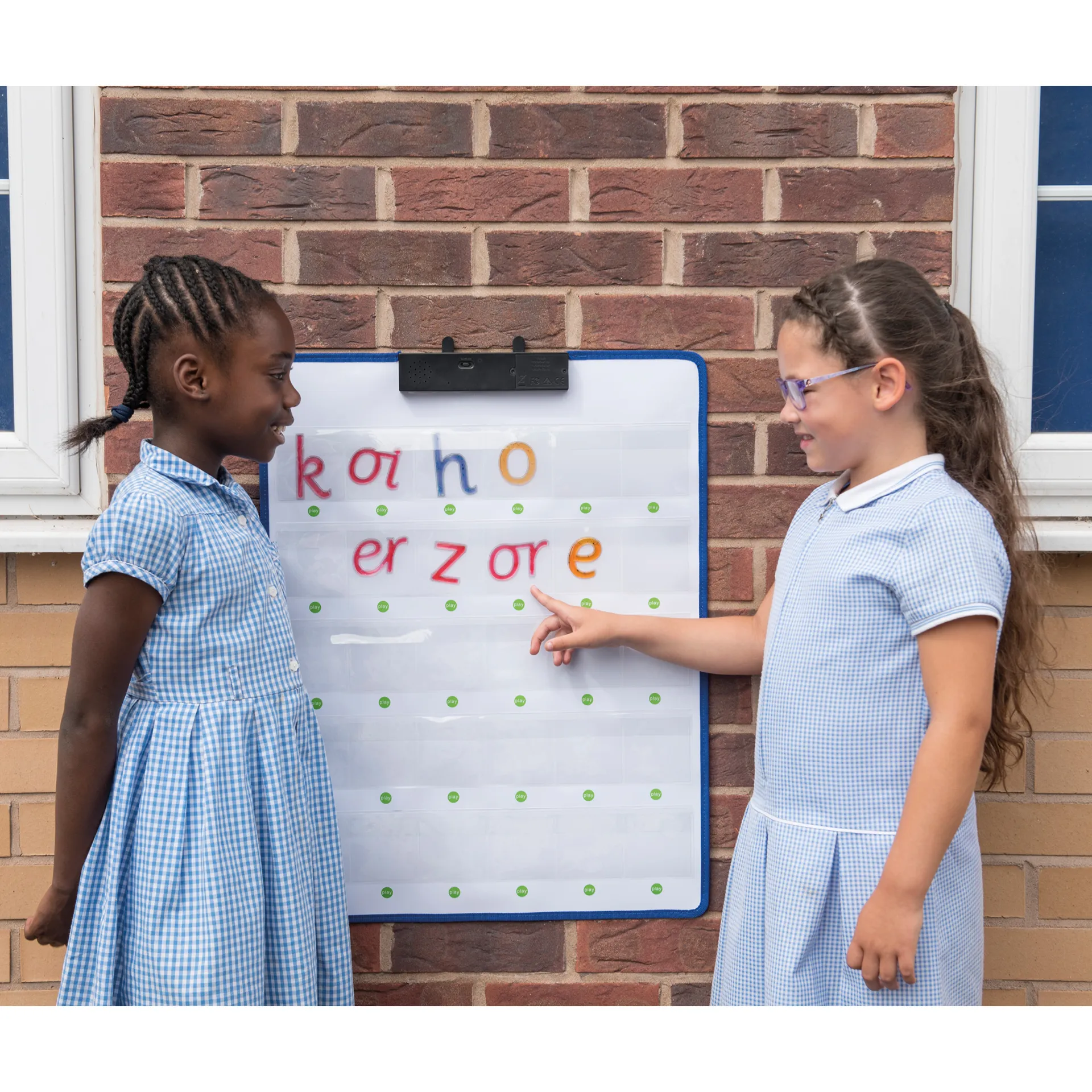 Interaktive Sprach-Rekorder-Tafel mit 30 Einstecktaschen Interaktive Sprach-Rekorder-Tafel mit 30 Einstecktaschen