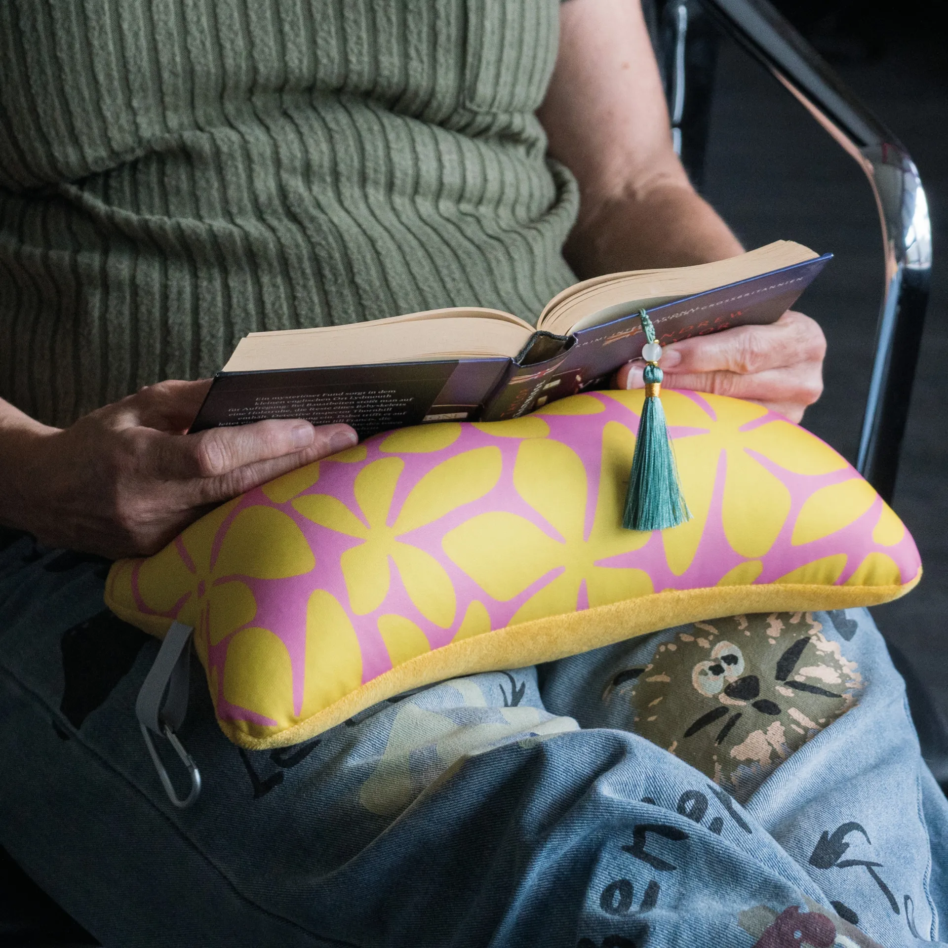 Mini-Lesekissen "Flowers", 32x19x10 cm